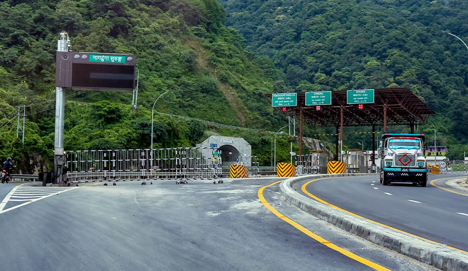 नागढुंगा सुरुङमार्ग निजी सवारीका लागि पनि खुला, आजदेखि परीक्षण सञ्चालन सुरु